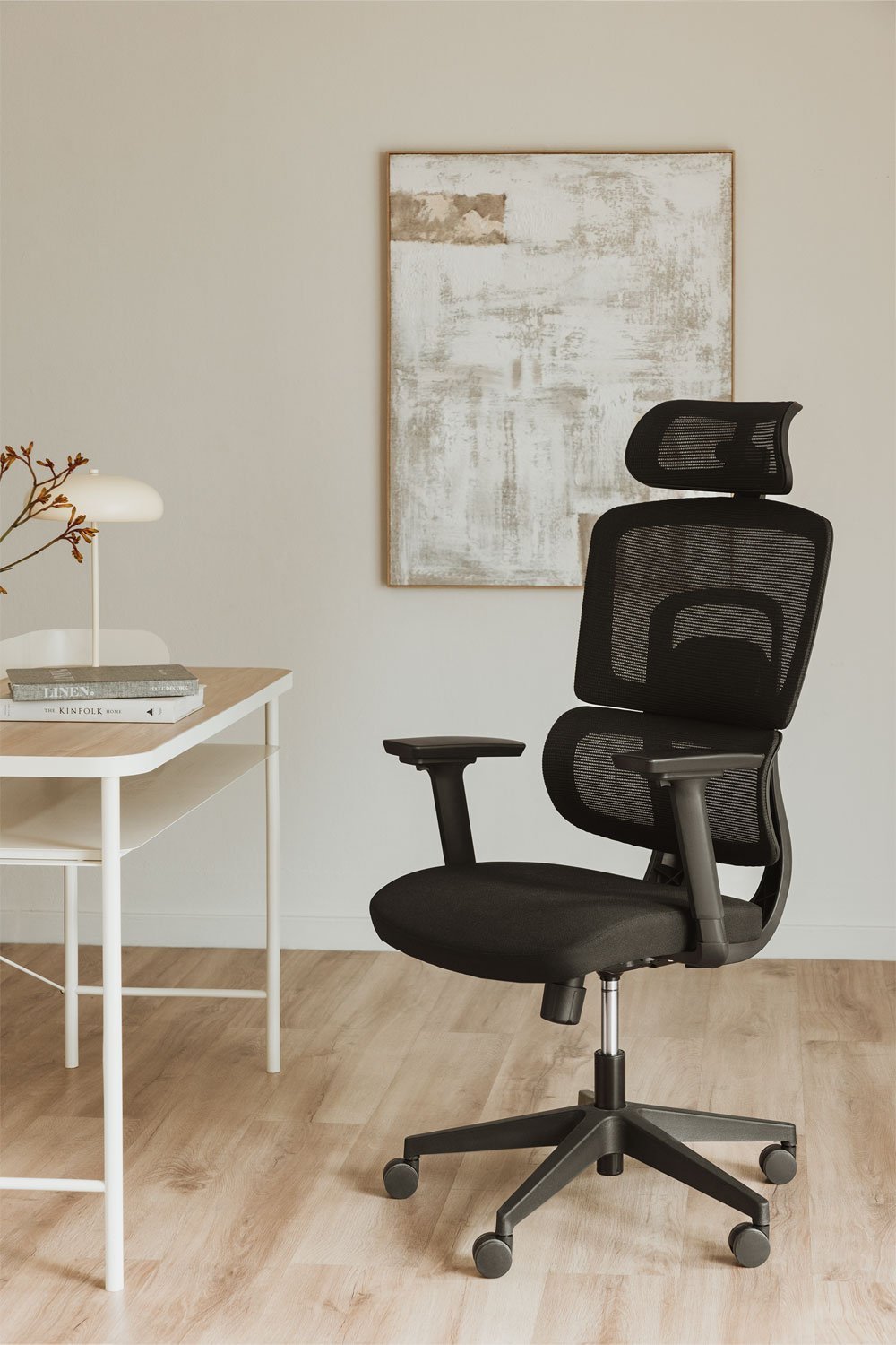 Chaise de bureau avec roulettes et accoudoirs Vignes, image de la galerie 1