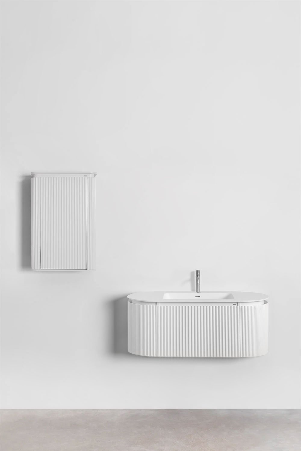 Ensemble de meubles de salle de bain en bois Carsone avec lavabo intégré, image de la galerie 1