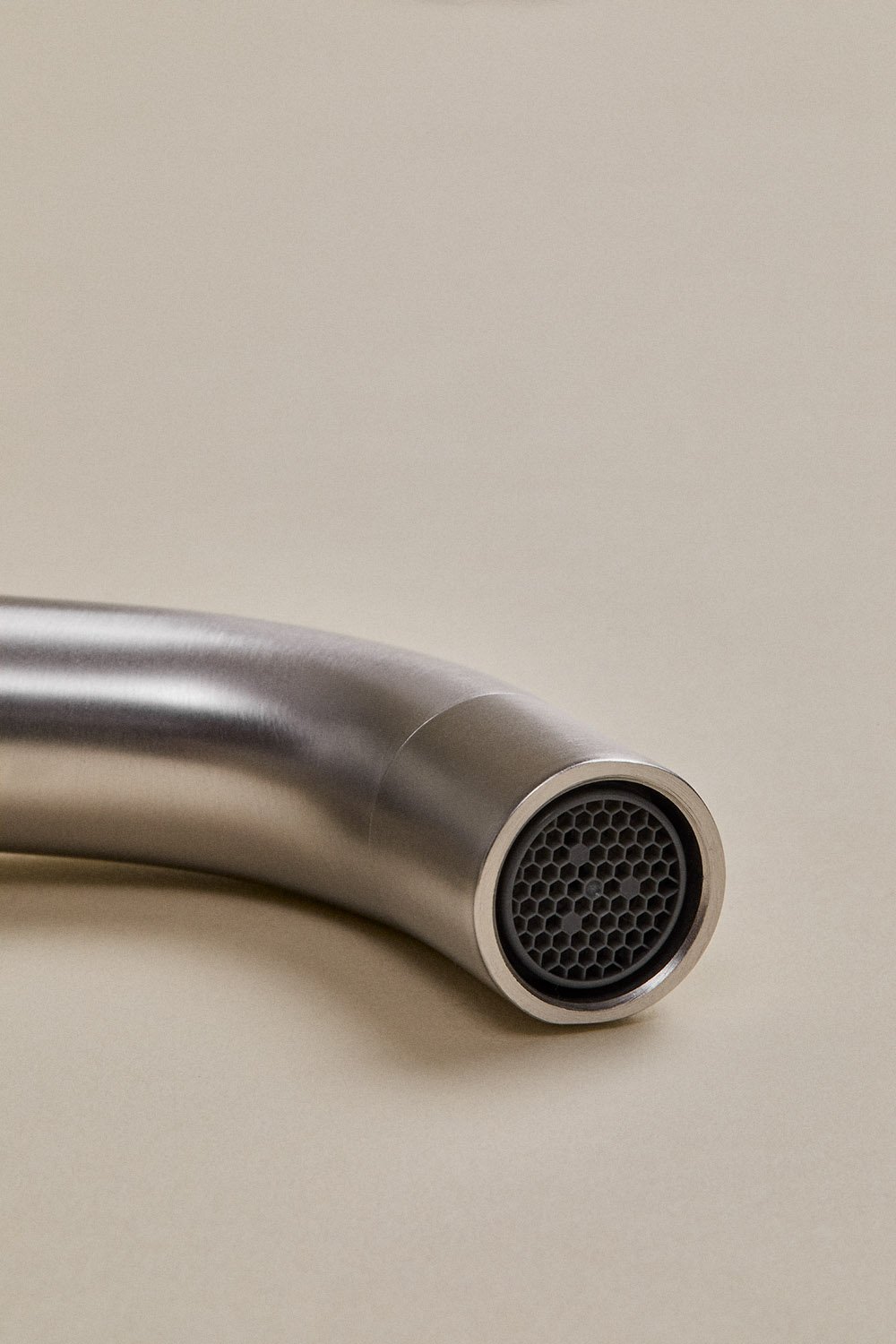 Ensemble de meubles de salle de bain en bois Macrae avec lavabo intégré    , image de la galerie 12