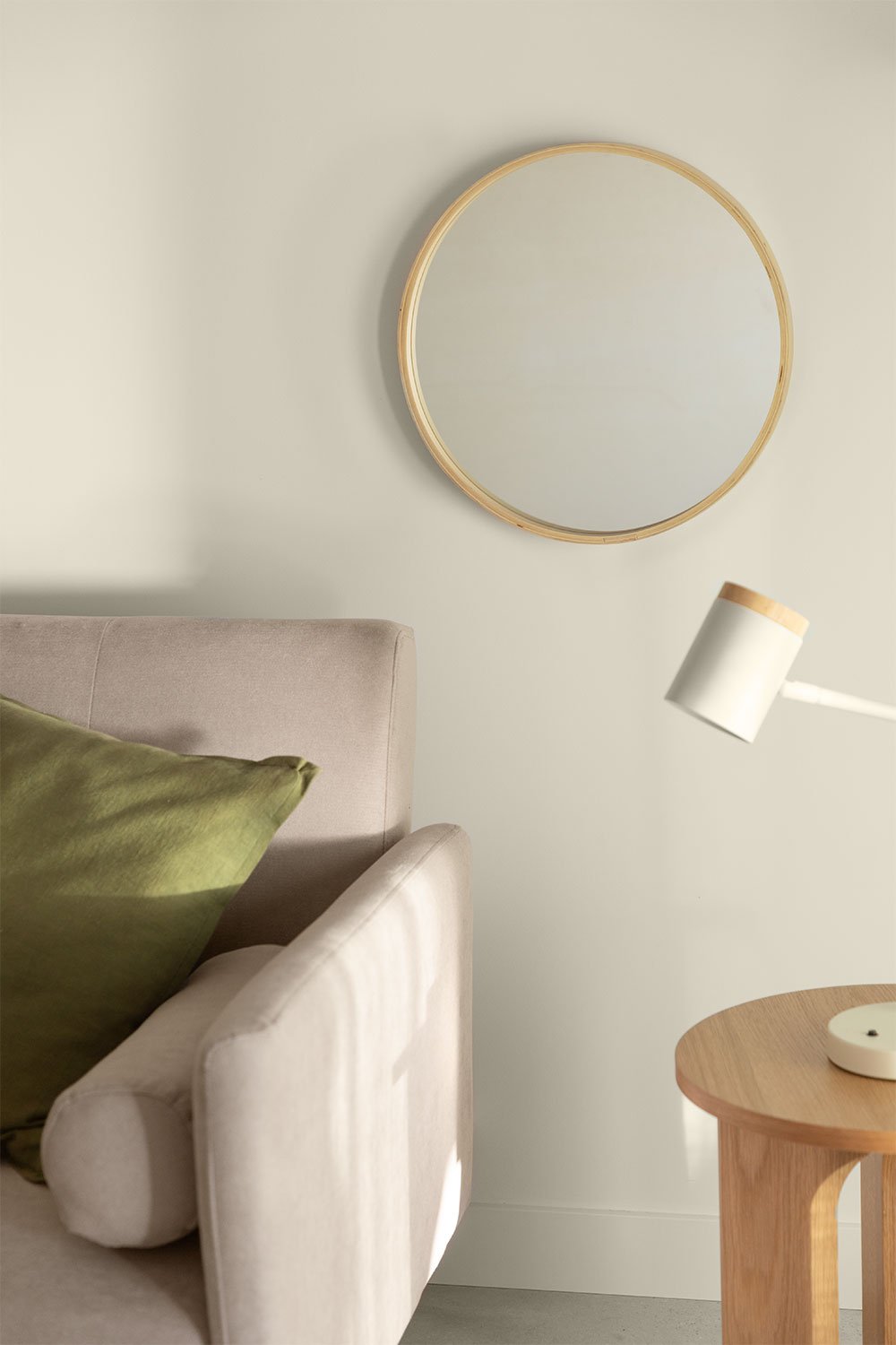 Miroir Mural Rond en Bois Yiro, image de la galerie 1