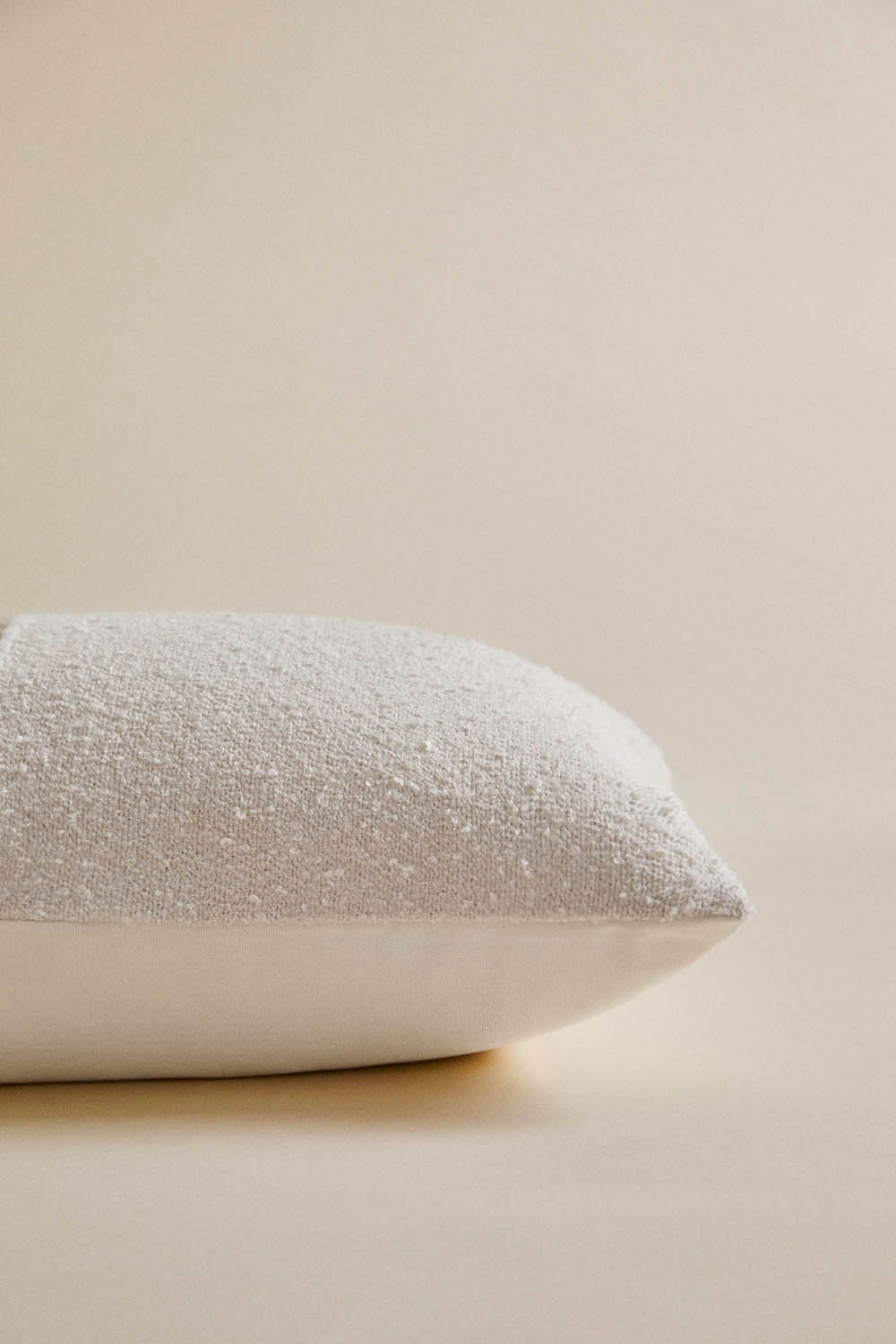 Coussin rectangulaire 40x60 cm en coton Louisa, image de la galerie 4