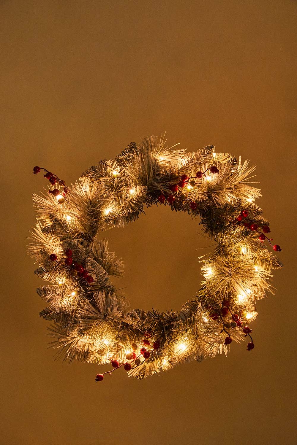 Couronne de Noël avec lumières LED Ø60 cm Gaela, image de la galerie 2