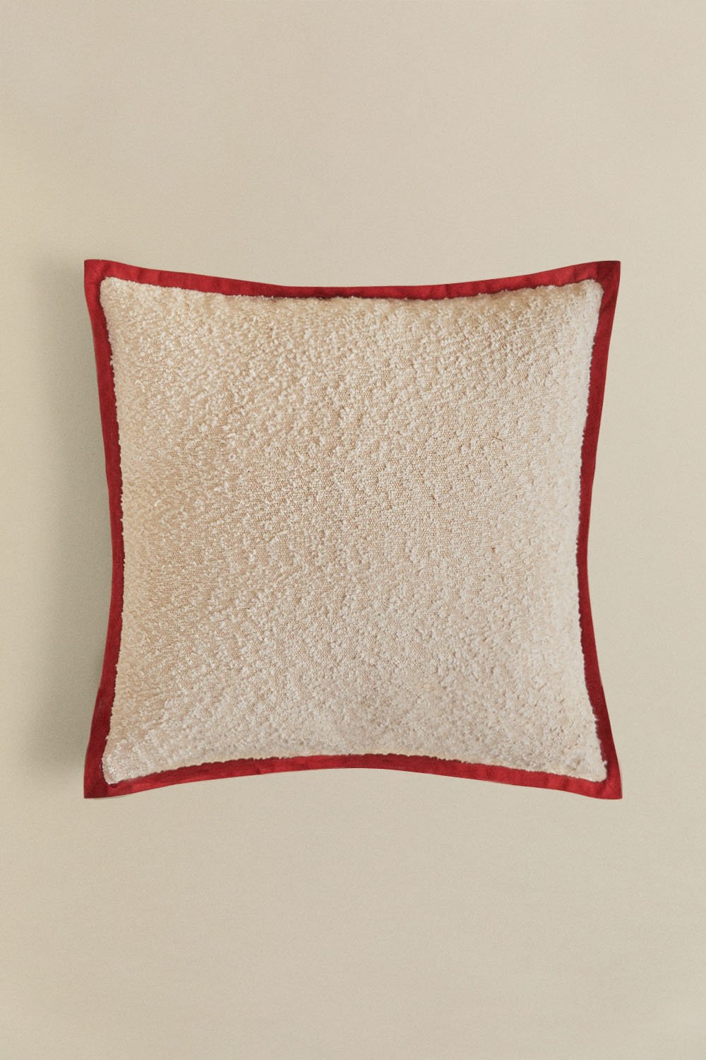 Coussin carré en tissu bouclé (45x45 cm) Renildo, image de la galerie 1