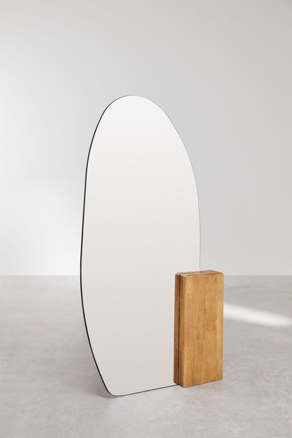 Miroir sur pied en bois de chêne (80x160 cm) Eriste   , image de la galerie 2