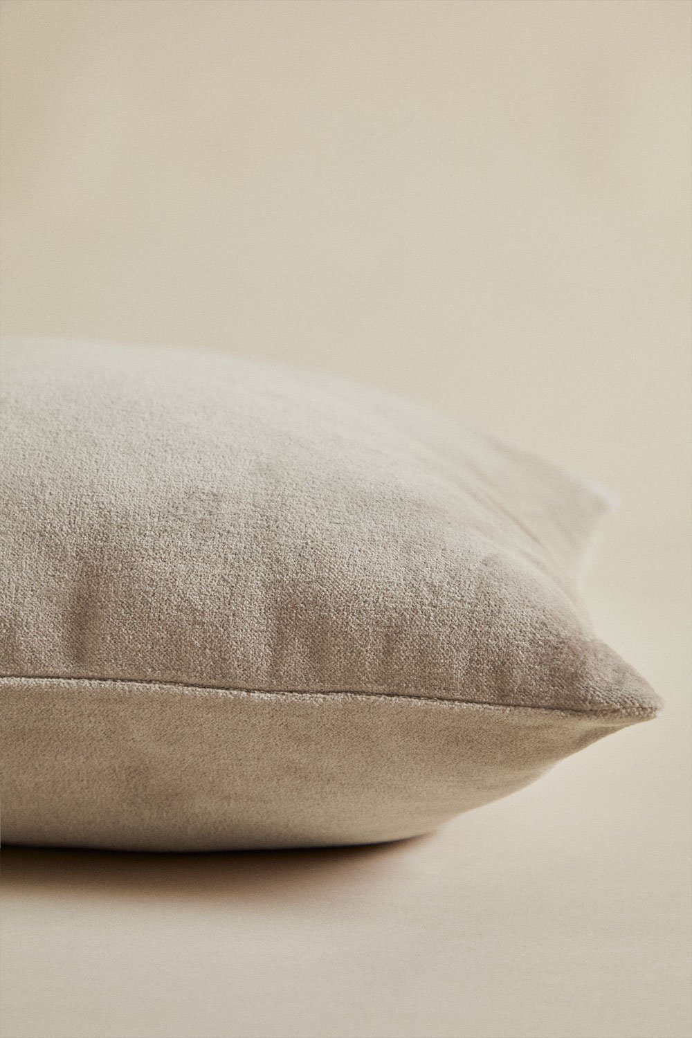 Coussin carré 40x40 cm en velours de coton Enid, image de la galerie 4