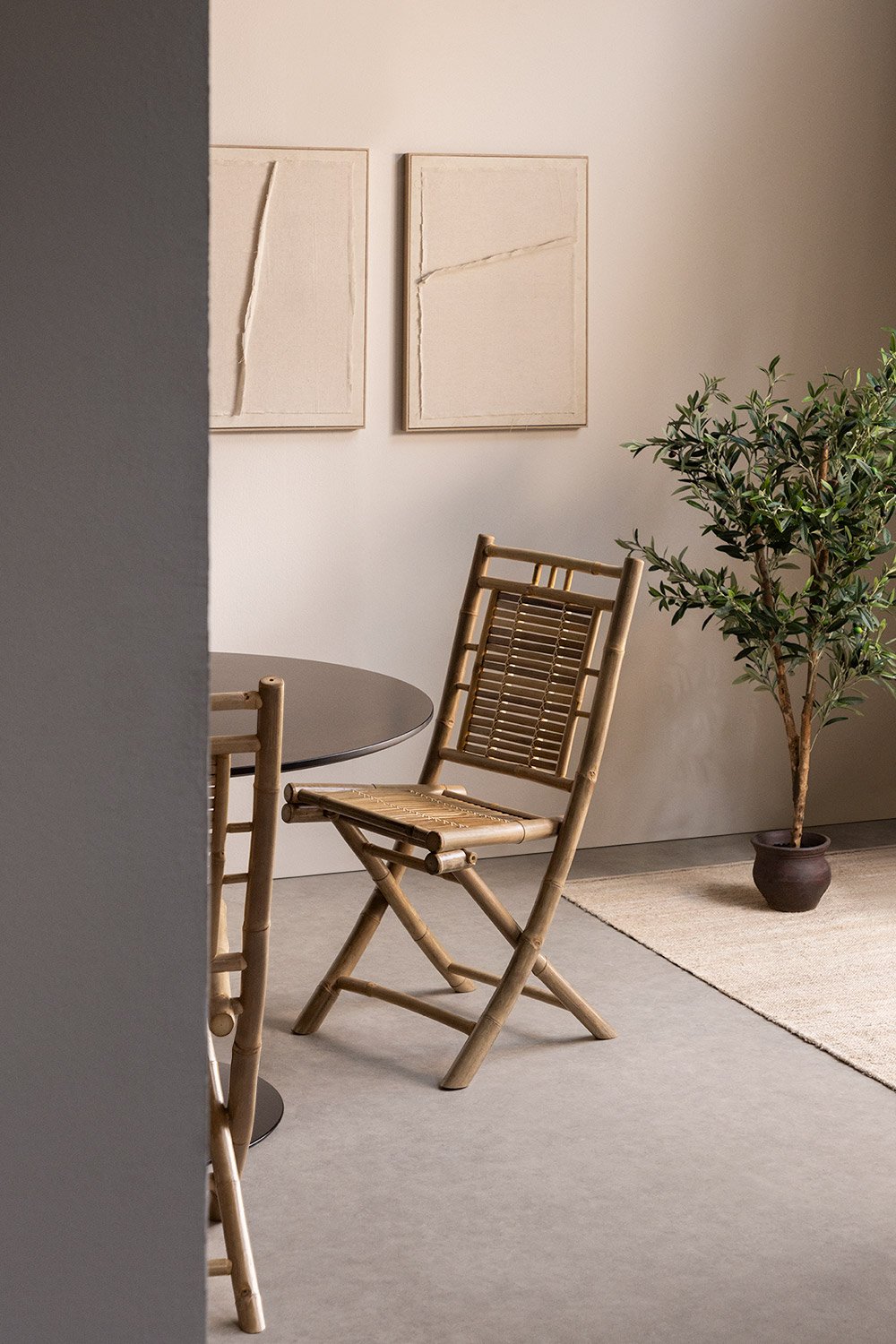 Pack de 2 chaises de salle à manger pliantes en bambou Yakku, image de la galerie 1