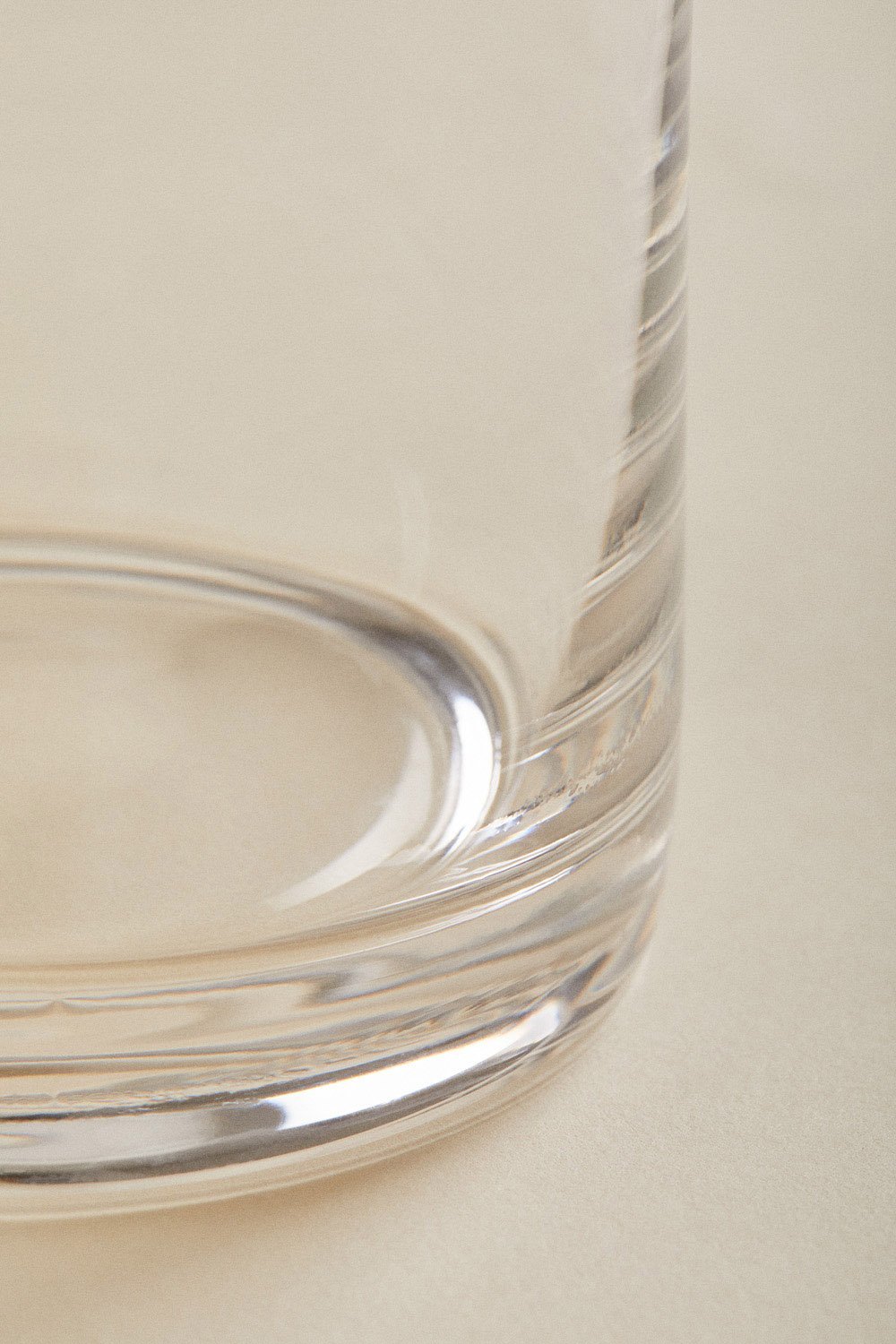 Pichet en verre 1 L Lioare, image de la galerie 4