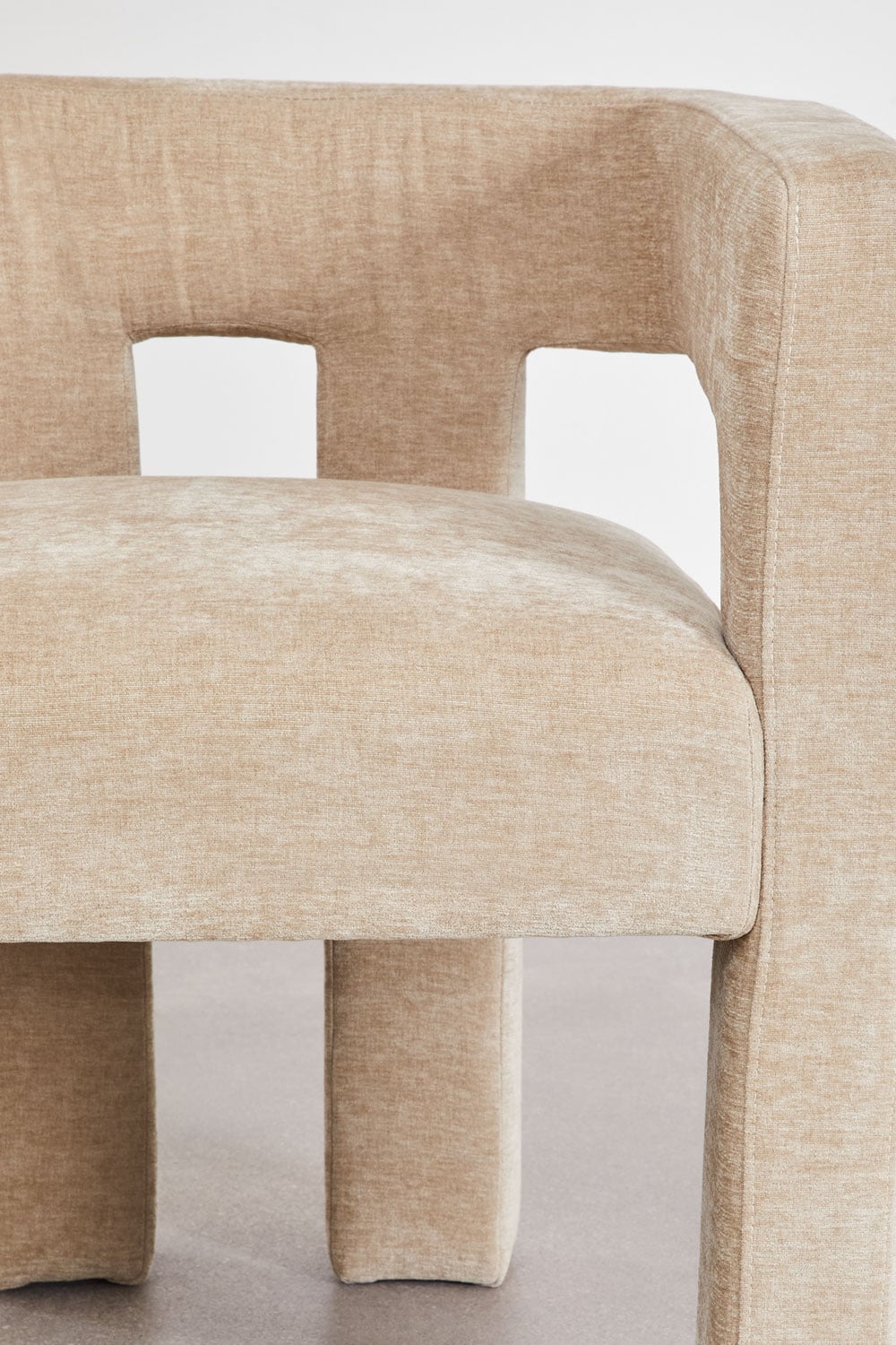 Pack de 2 chaises de salle à manger rembourrées Liara avec accoudoirs, image de la galerie 4