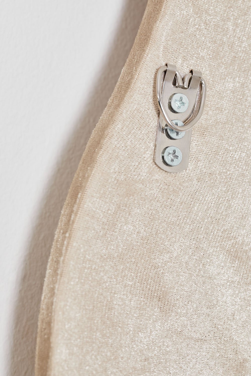 Miroir mural en velours Mariela, image de la galerie 8