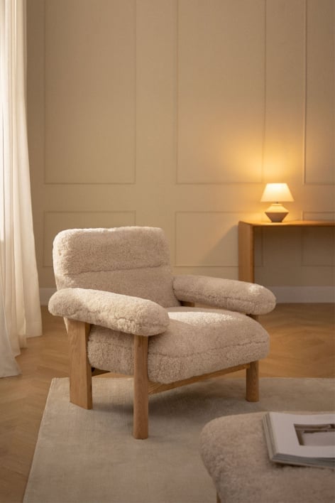 Fauteuil Bernia Style en peau de mouton et bois de frêne