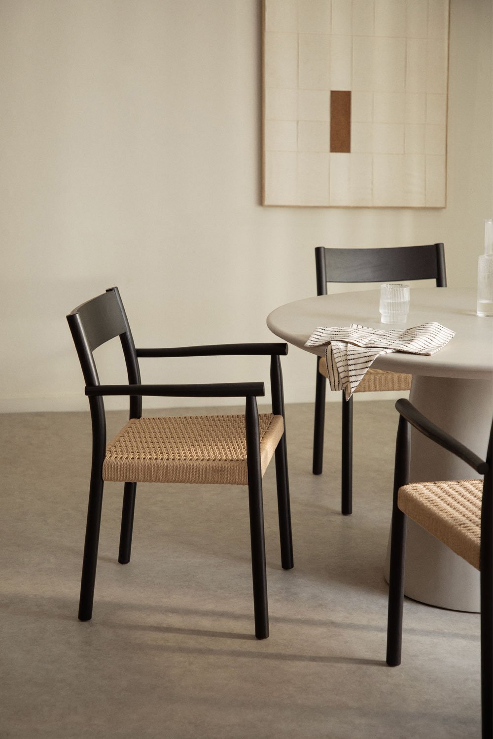 Chaise de salle à manger en bois de chêne et corde tressée Mara, image de la galerie 1