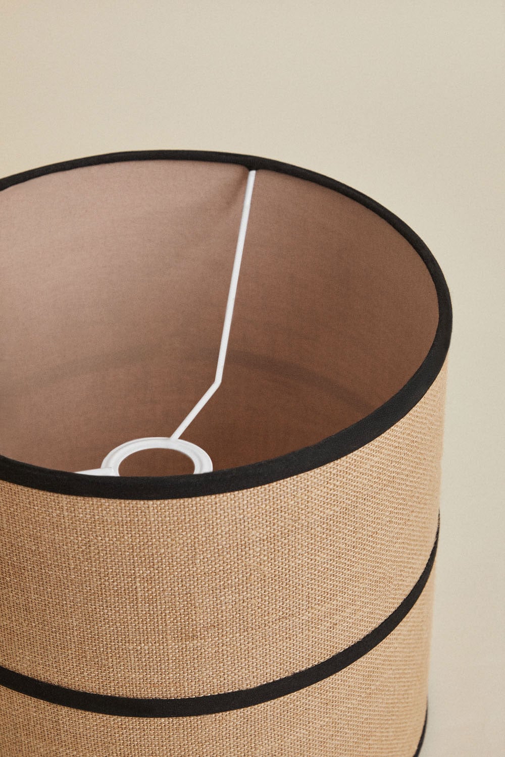 Abat-jour en jute et coton Olinda, image de la galerie 3