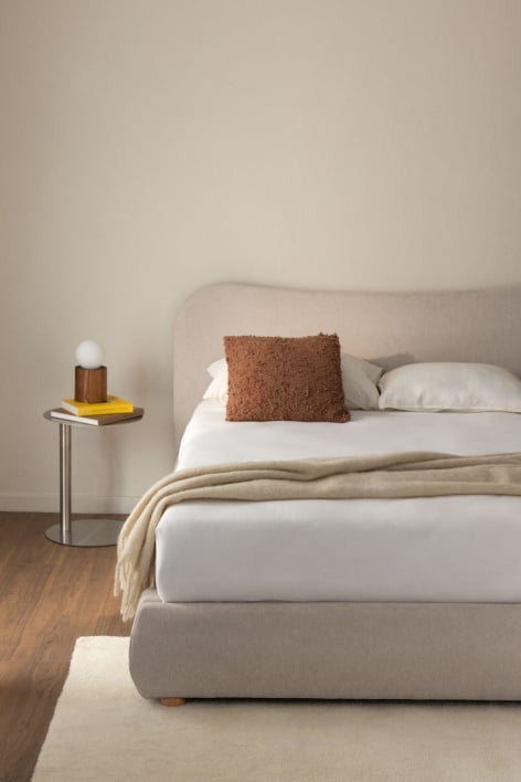 Lit avec coffre de rangement pour matelas 200x200cm en tissu beige crème Winselet