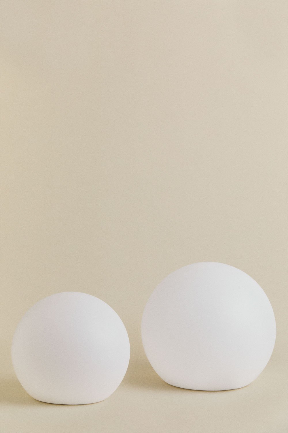 Lot de 2 boules LED solaires pour extérieur Olbina, image de la galerie 1