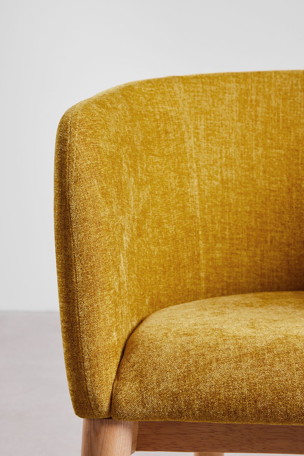 Chaise de salle à manger rembourrée Bunia avec accoudoirs, image de la galerie 6