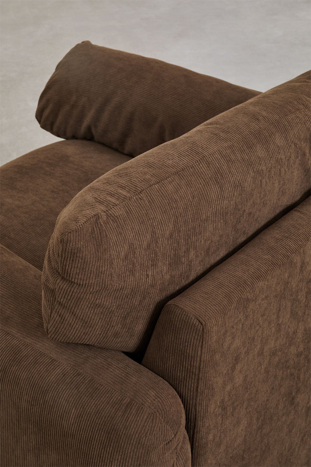 Fauteuil tapissé Serra, image de la galerie 7