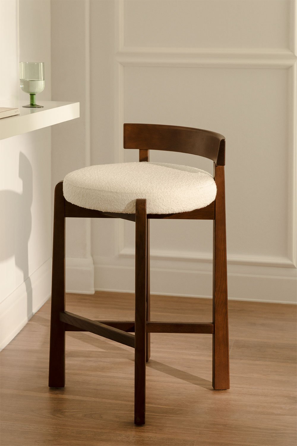 Tabouret haut en bois de chêne et tissu bouclé de Manille, image de la galerie 1