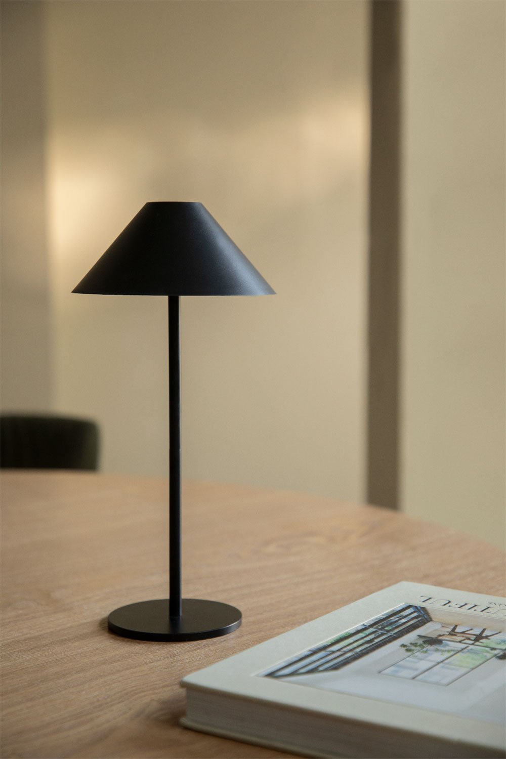 Lampe de table LED sans fil Nebida, image de la galerie 1