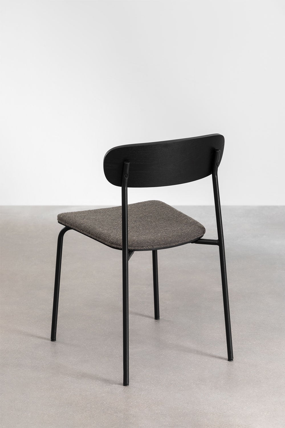 Pack de 4 chaises de salle à manger empilables en fer et bois Wilpier, image de la galerie 4