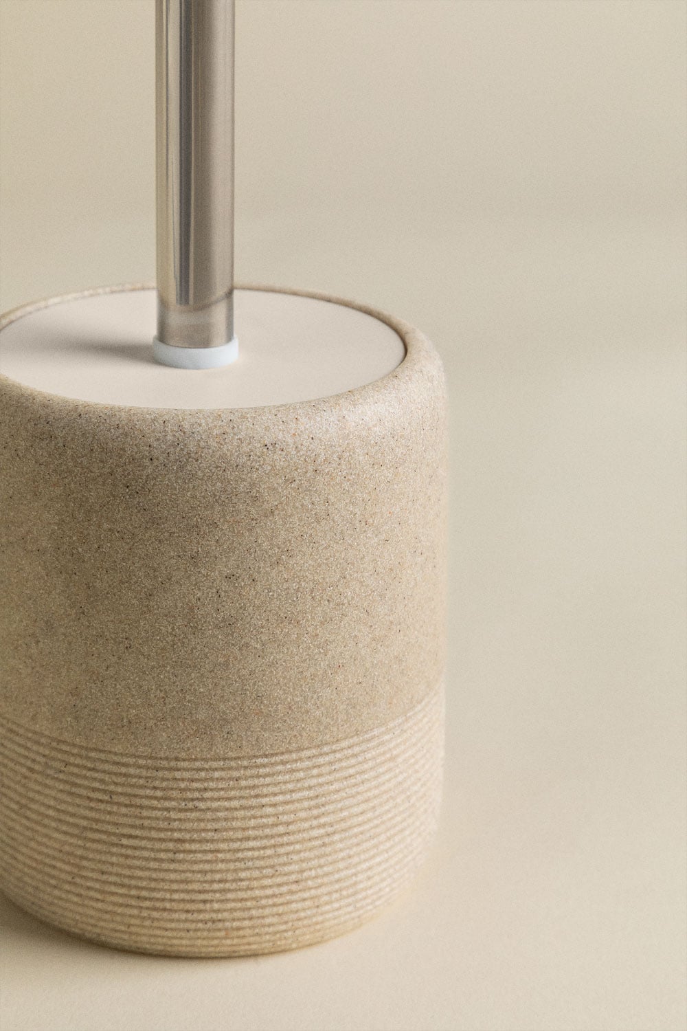 Brosse de toilette Beltine, image de la galerie 4