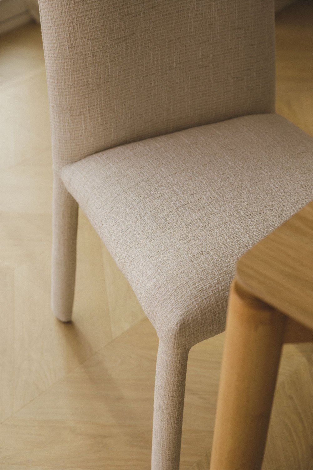 Pack de 4 chaises de salle à manger en tissu Riga, image de la galerie 2