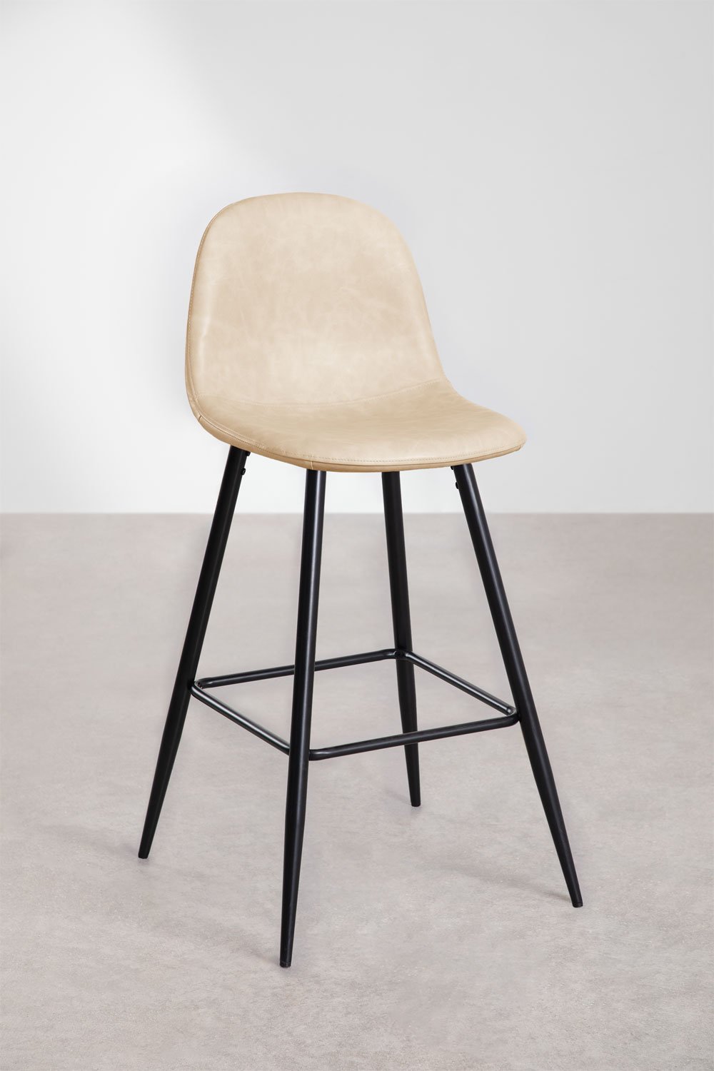 Lot de 4 tabourets hauts 75 cm en similicuir beige crème et pieds noirs Glamm, image de la galerie 1