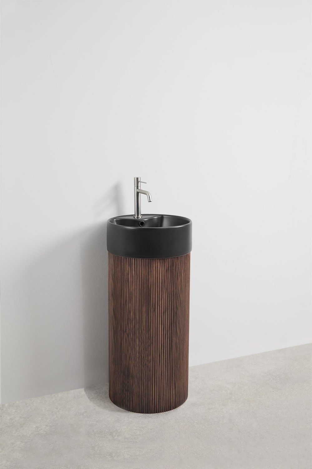 Ensemble meuble de salle de bain en bois avec vasque en céramique Maude intégrée, image de la galerie 3