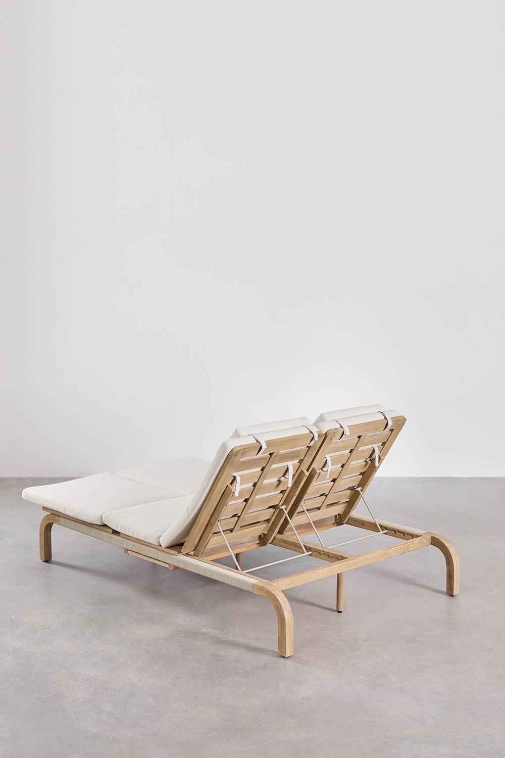 Chaise longue double inclinable en bois d'acacia avec coussin Dubai, image de la galerie 7