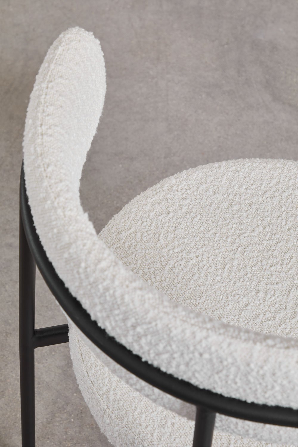 Chaise de salle à manger rembourrée Anisa, image de la galerie 6