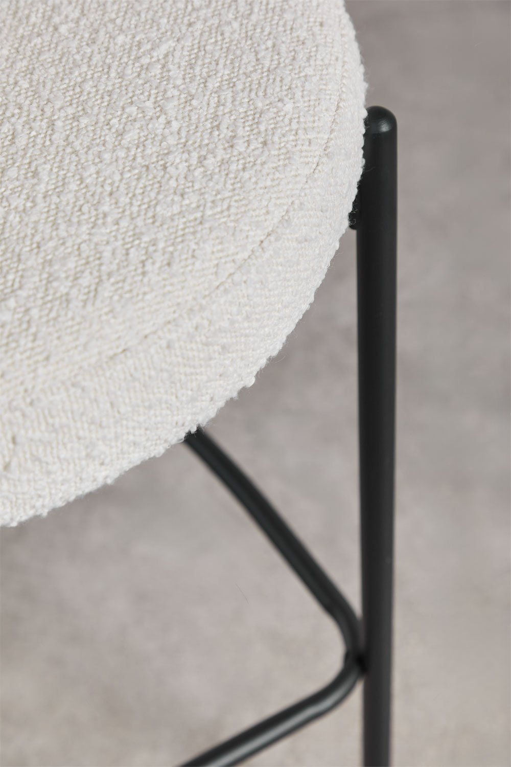 Lot de 2 tabourets hauts rembourrés Anisa 65 cm avec dossier, image de la galerie 7