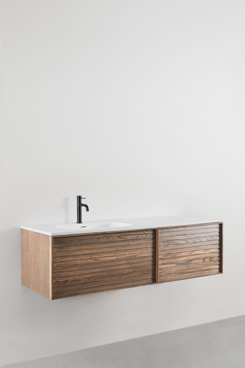 Ensemble meuble de salle de bain en bois Solea avec lavabo intégré, image de la galerie 4