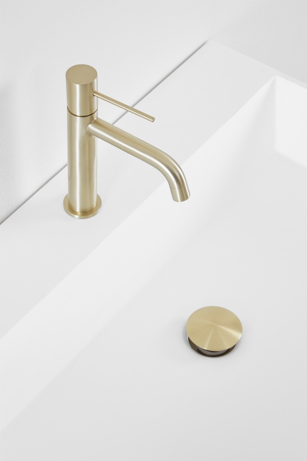 Ensemble meuble de salle de bain en bois Jolene avec lavabo intégré, image de la galerie 5