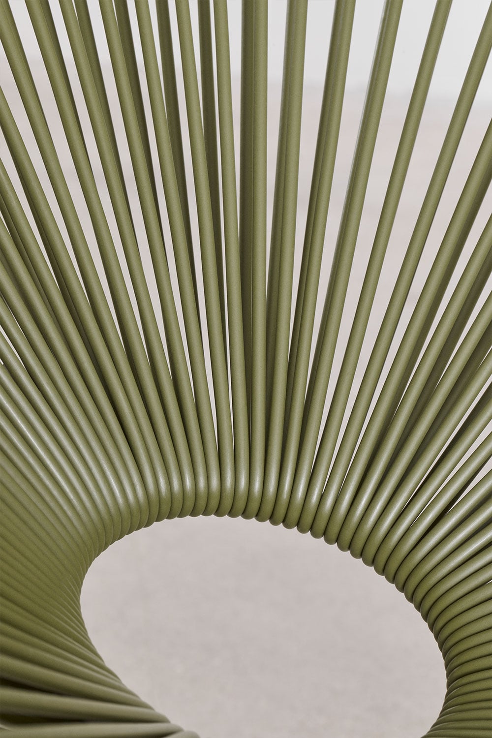 Ensemble de salon avec 2 fauteuils et table d'appoint en acier et osier synthétique New Acapulco, image de la galerie 6