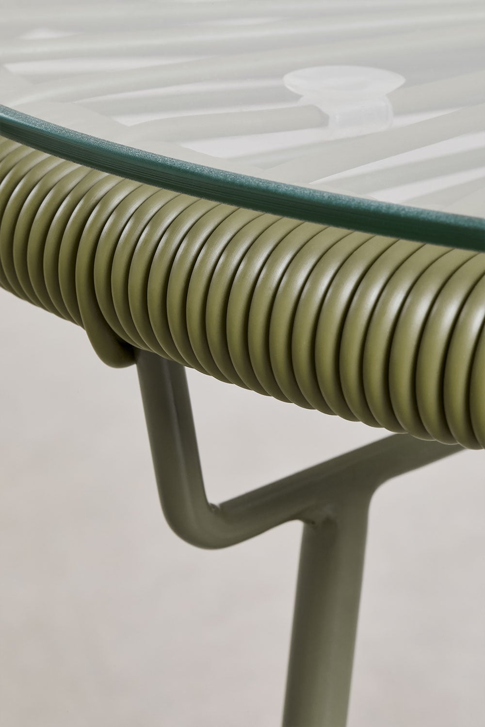 Table d'appoint ronde Ø45 cm en acier et osier synthétique Acapulco, image de la galerie 4