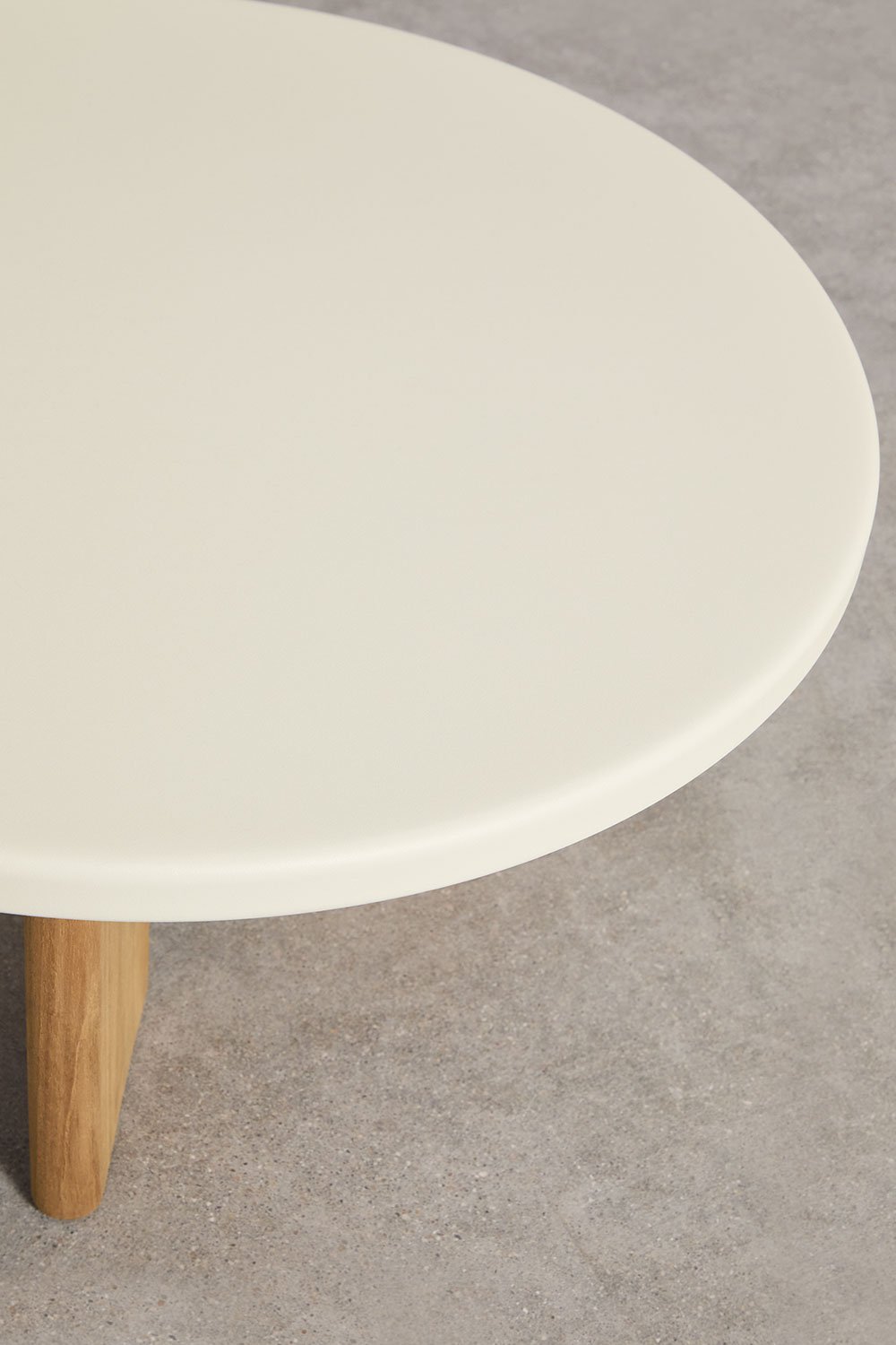 Ensemble de 2 tables basses rondes en aluminium Yervin, image de la galerie 3