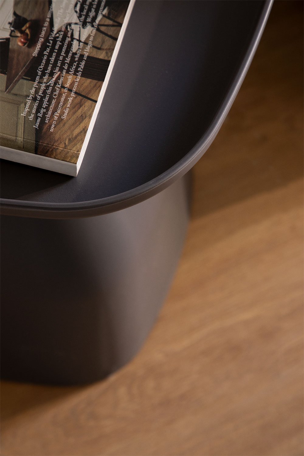 Table d'appoint carrée 50x50 cm en polypropylène Jubarri, image de la galerie 2