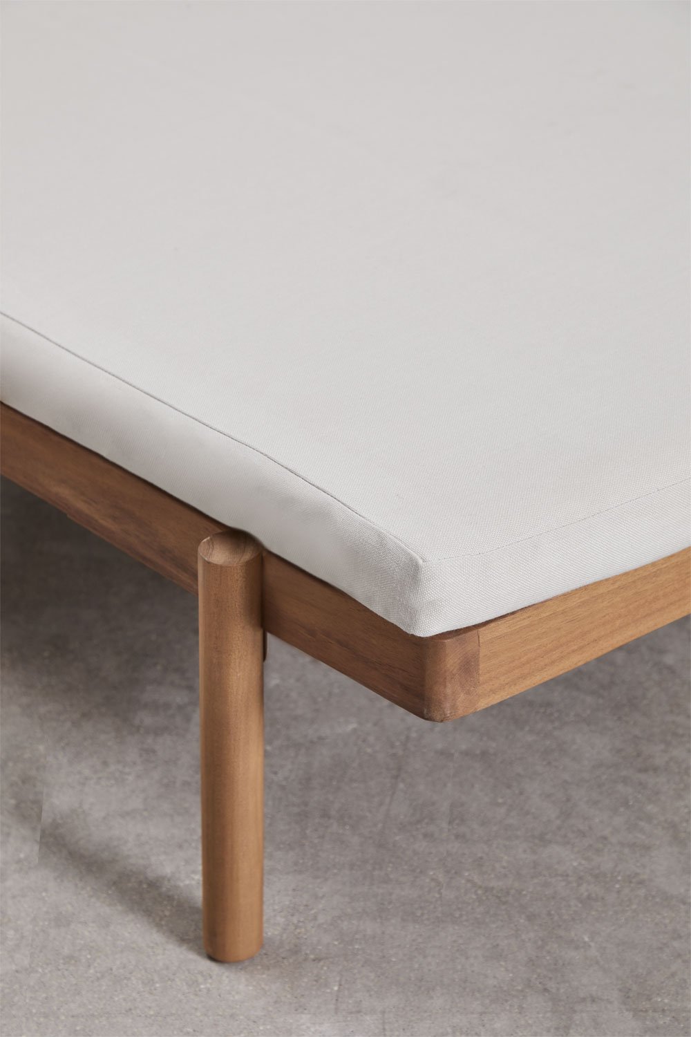 Chaise longue double inclinable en bois d'acacia avec coussin Aderyn, image de la galerie 9