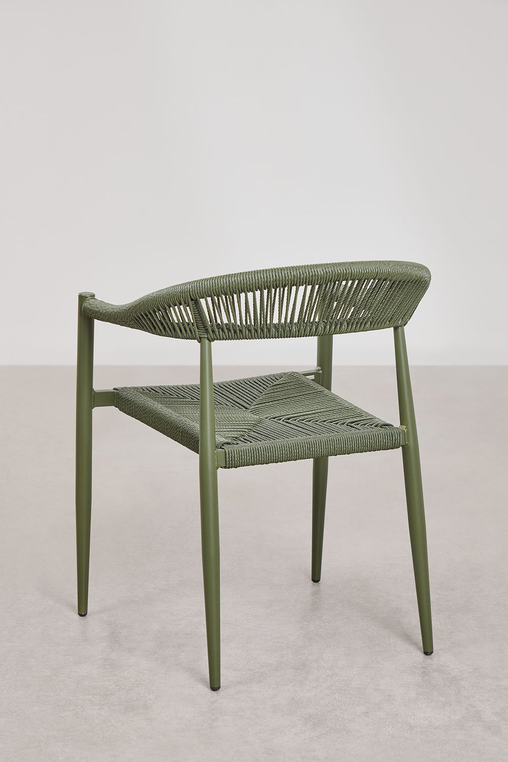 Pack de 2 chaises de jardin empilables avec accoudoirs en aluminium et rotin synthétique Amatria, image de la galerie 4