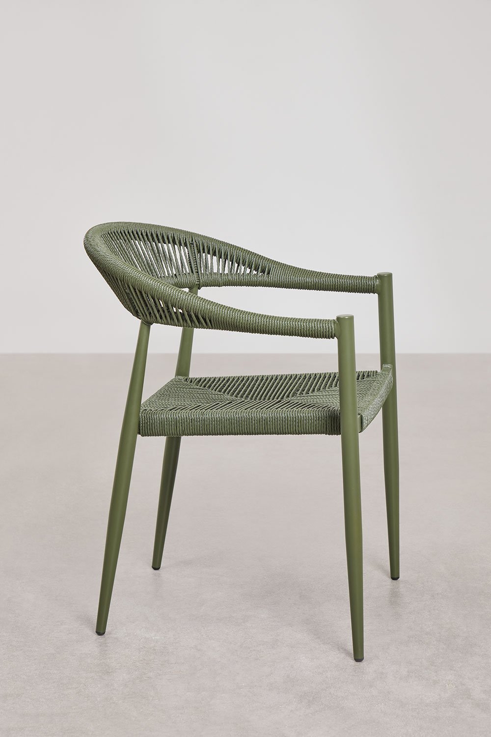 Chaise de salle à manger empilable avec accoudoirs en aluminium et rotin synthétique Amatria , image de la galerie 3