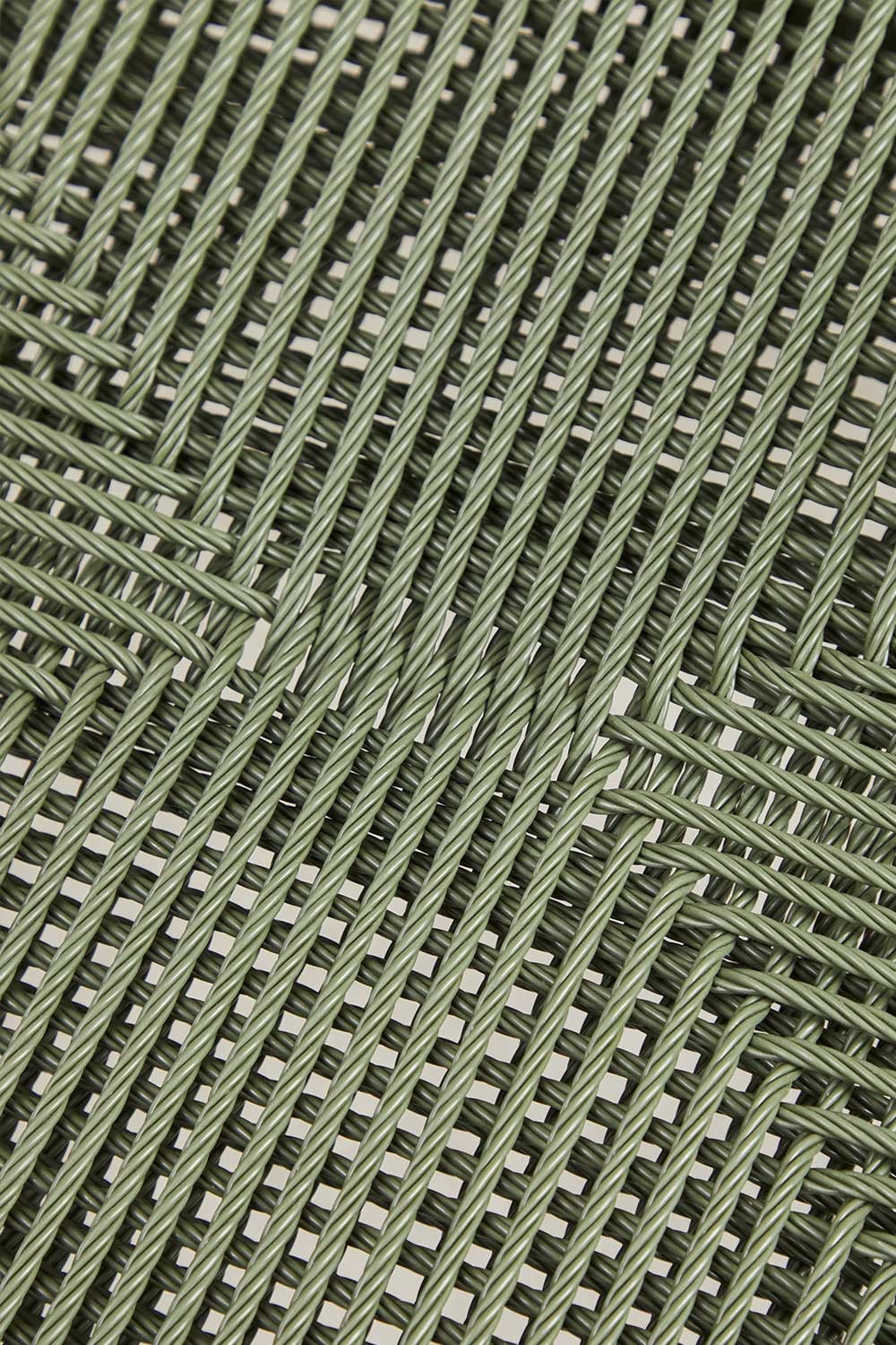 Pack de 4 chaises de salle à manger empilables avec accoudoirs en aluminium et rotin synthétique Amatria, image de la galerie 7