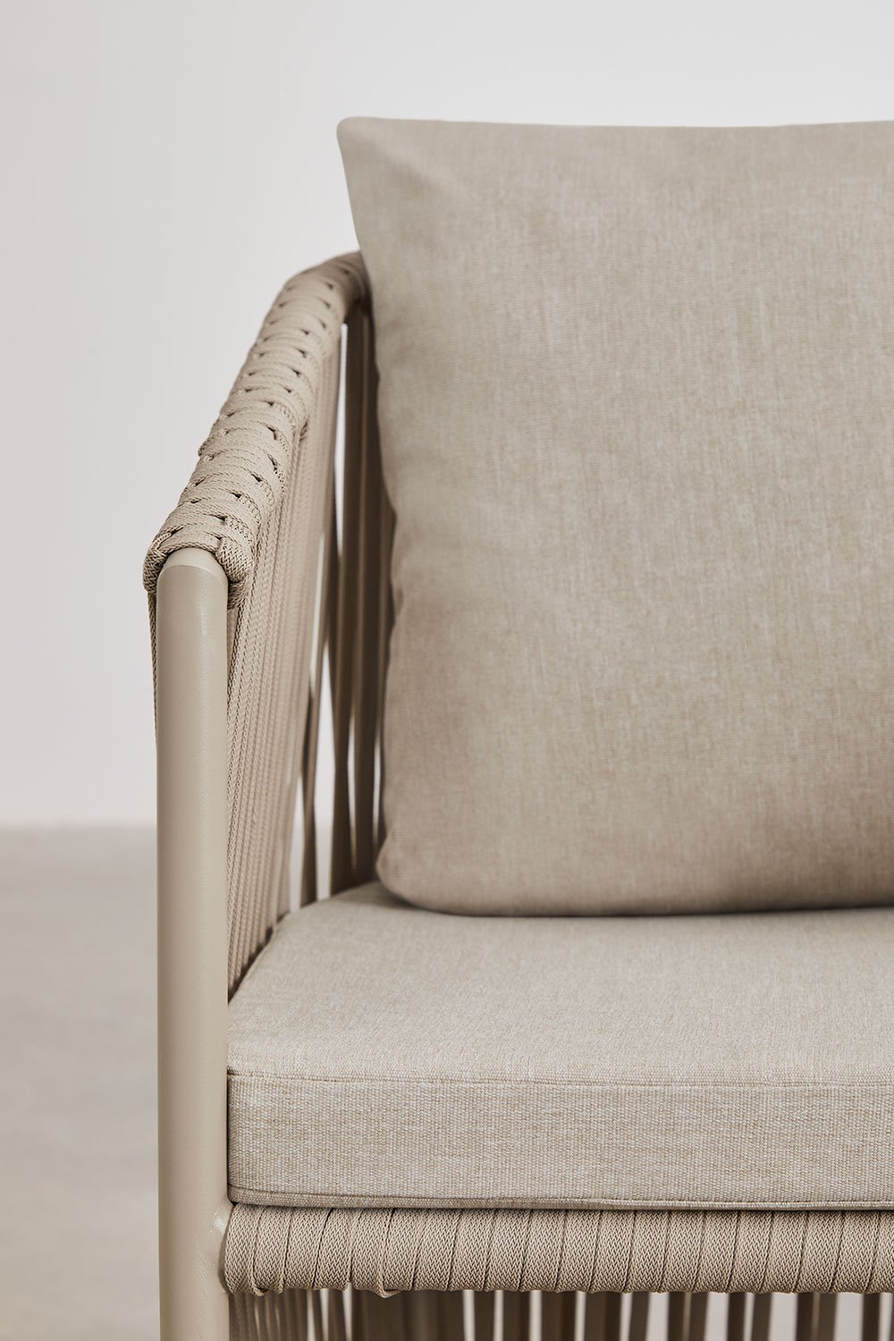 Chaise de jardin Sophie avec accoudoirs en aluminium et corde tressée, image de la galerie 5