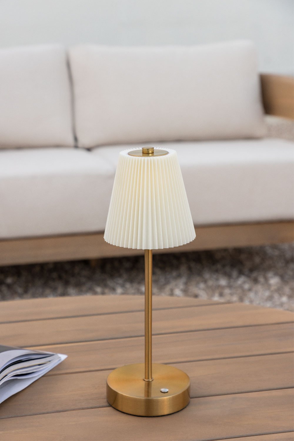 Lampe de table d'extérieur sans fil à LED en fer Myrdal, image de la galerie 1