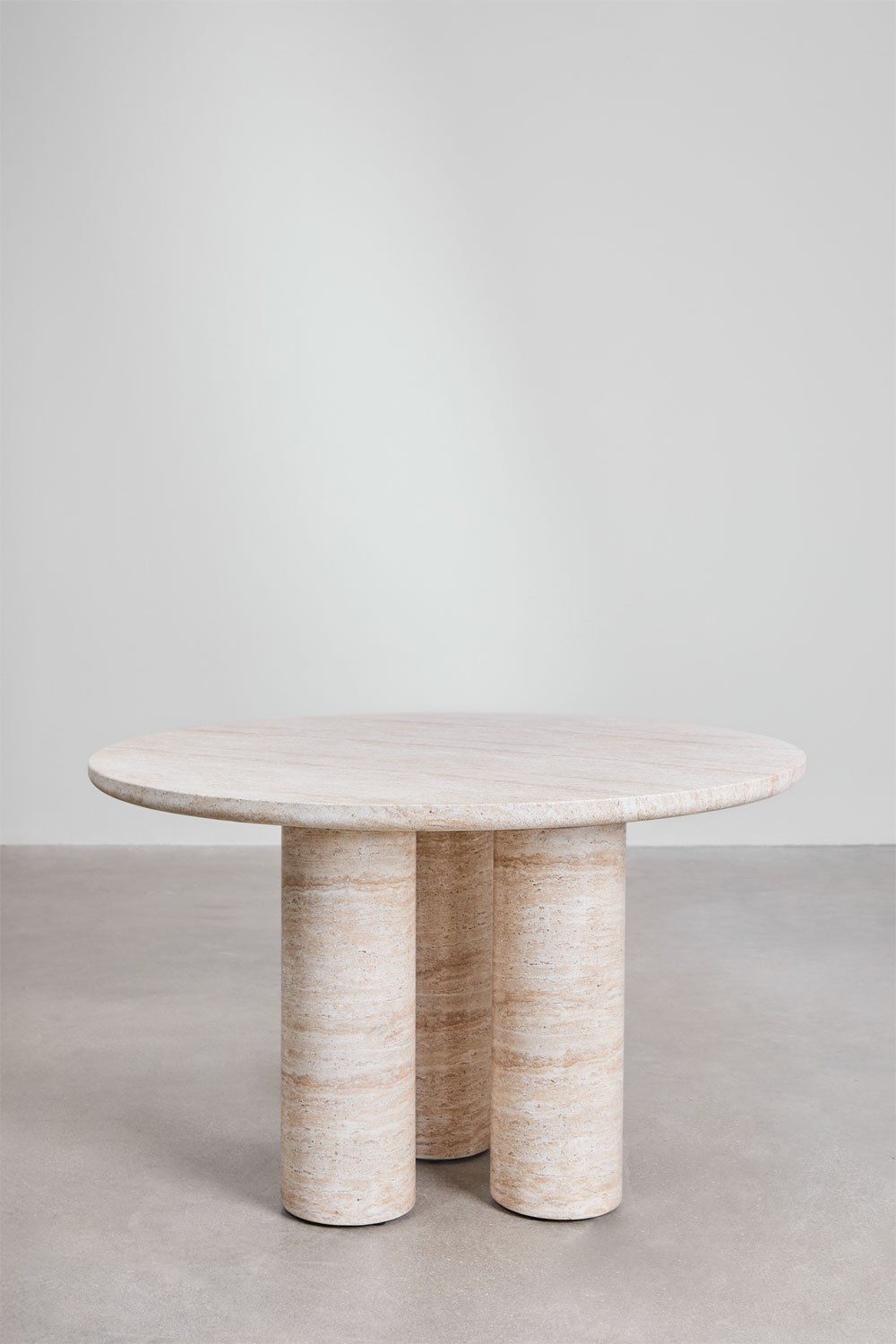 Table à manger ronde Ø120 cm en ciment aspect travertin de Lourdes, image de la galerie 2