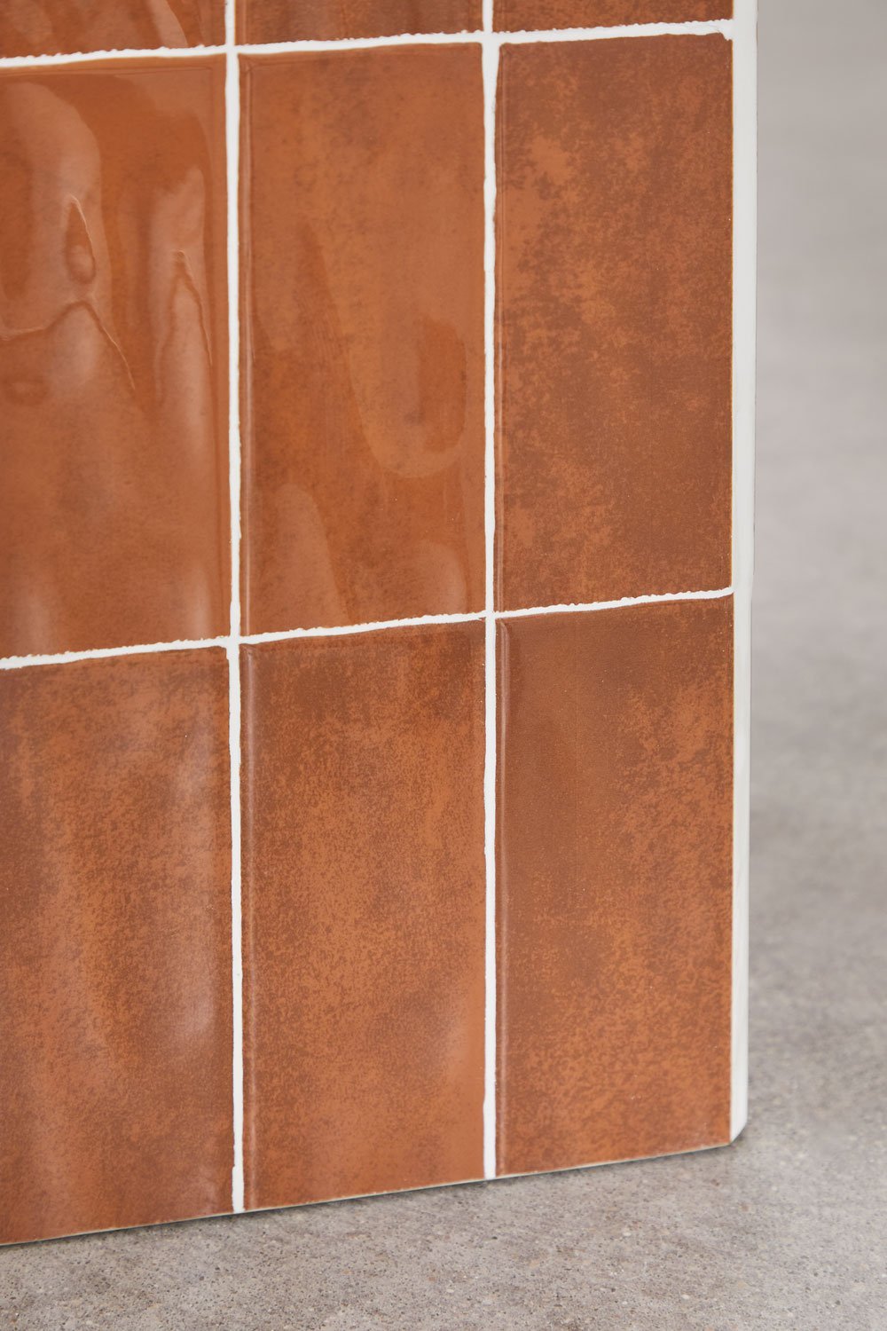 Table d'appoint de jardin carrée 30x30 cm en ciment et carreaux Bongani, image de la galerie 5