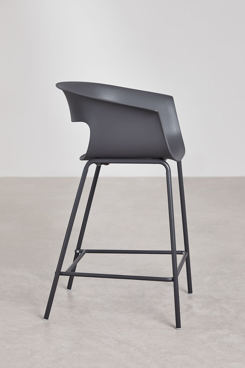 Pack de 4 tabourets hauts de jardin en polypropylène et acier Alanys, image de la galerie 2