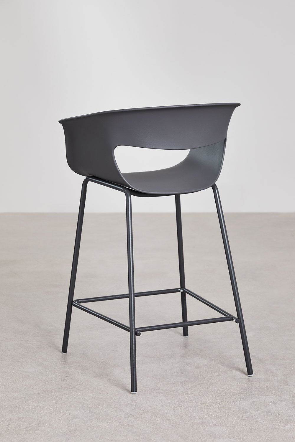 Pack de 4 tabourets hauts de jardin en polypropylène et acier Alanys, image de la galerie 3