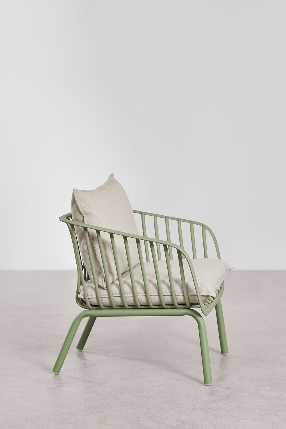 Ensemble de jardin avec canapé 2 places, 2 fauteuils et 2 tables basses en acier et polypropylène Aradina, image de la galerie 7