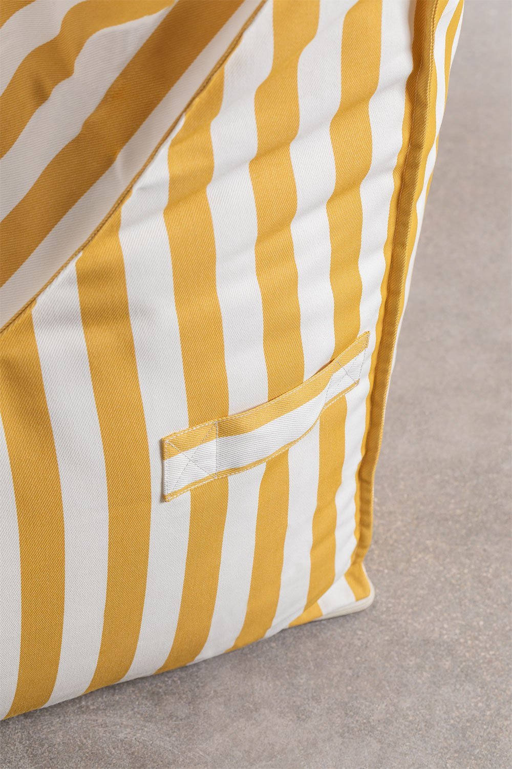 Ensemble de jardin avec fauteuil et pouf en tissu Sandel, image de la galerie 4