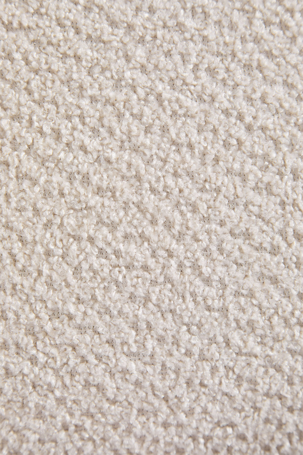 Gros plan texture chenille épaisse blanc crème du canapé Bastian, bouclettes.