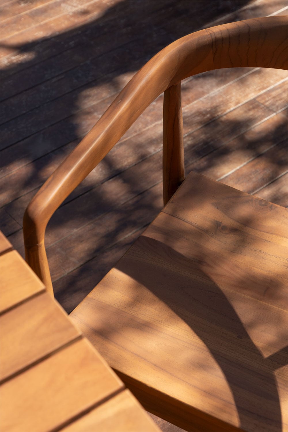 Pack de 2 chaises de jardin en bois de teck Rokan, image de la galerie 2